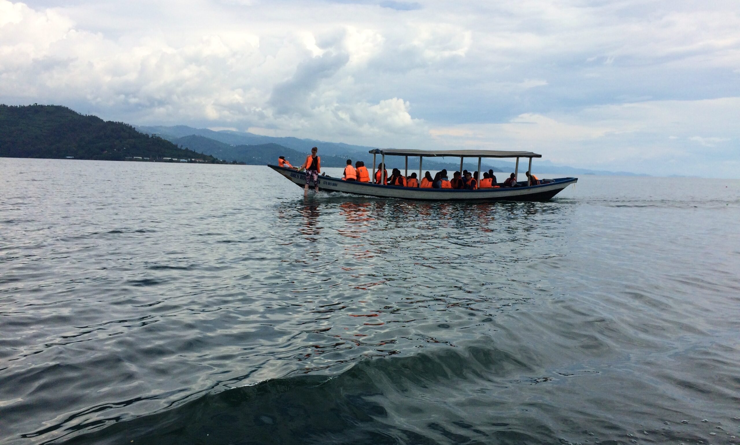 5-Day Rwanda Gorilla Trekking & Lake Kivu Tour,