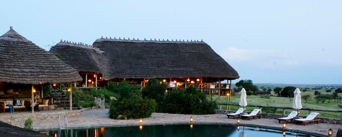 Apoka Safari Lodge