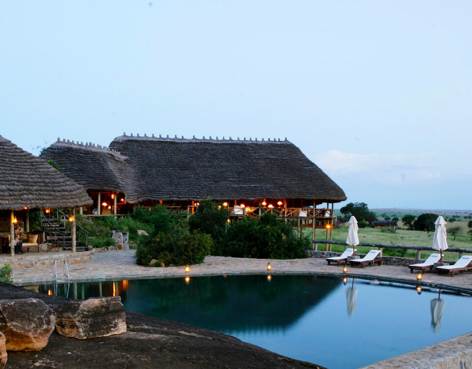 Apoka Safari Lodge