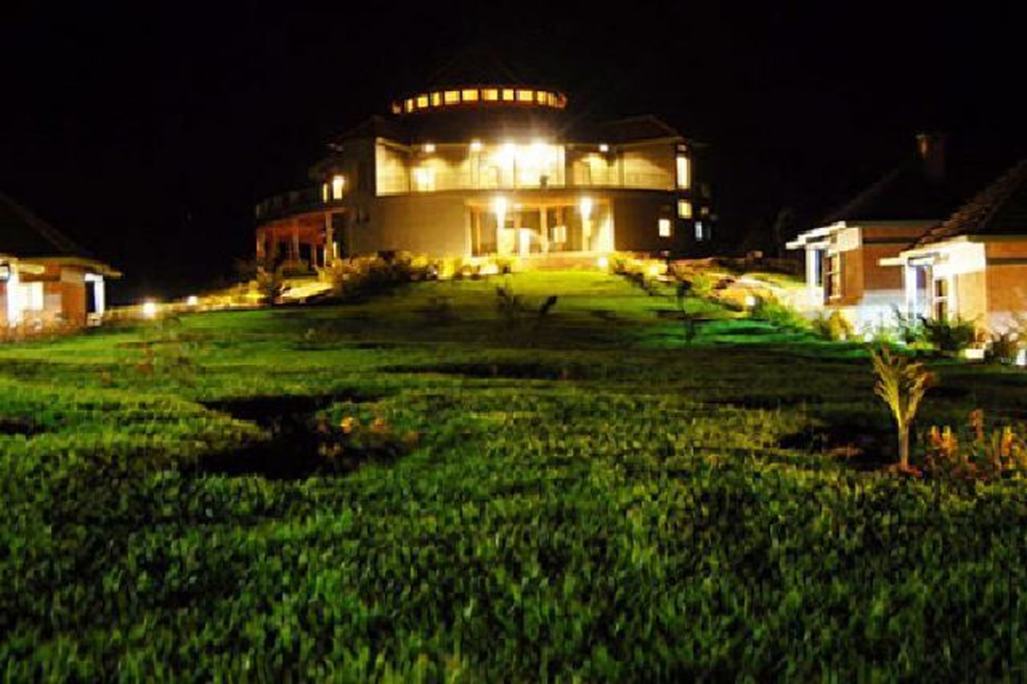 Nyungwe Top View Hill Hotel