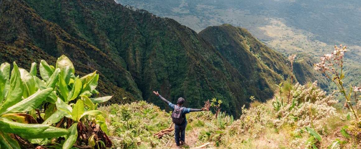 Can Walking Safaris Be Combined with Other Uganda Safaris?